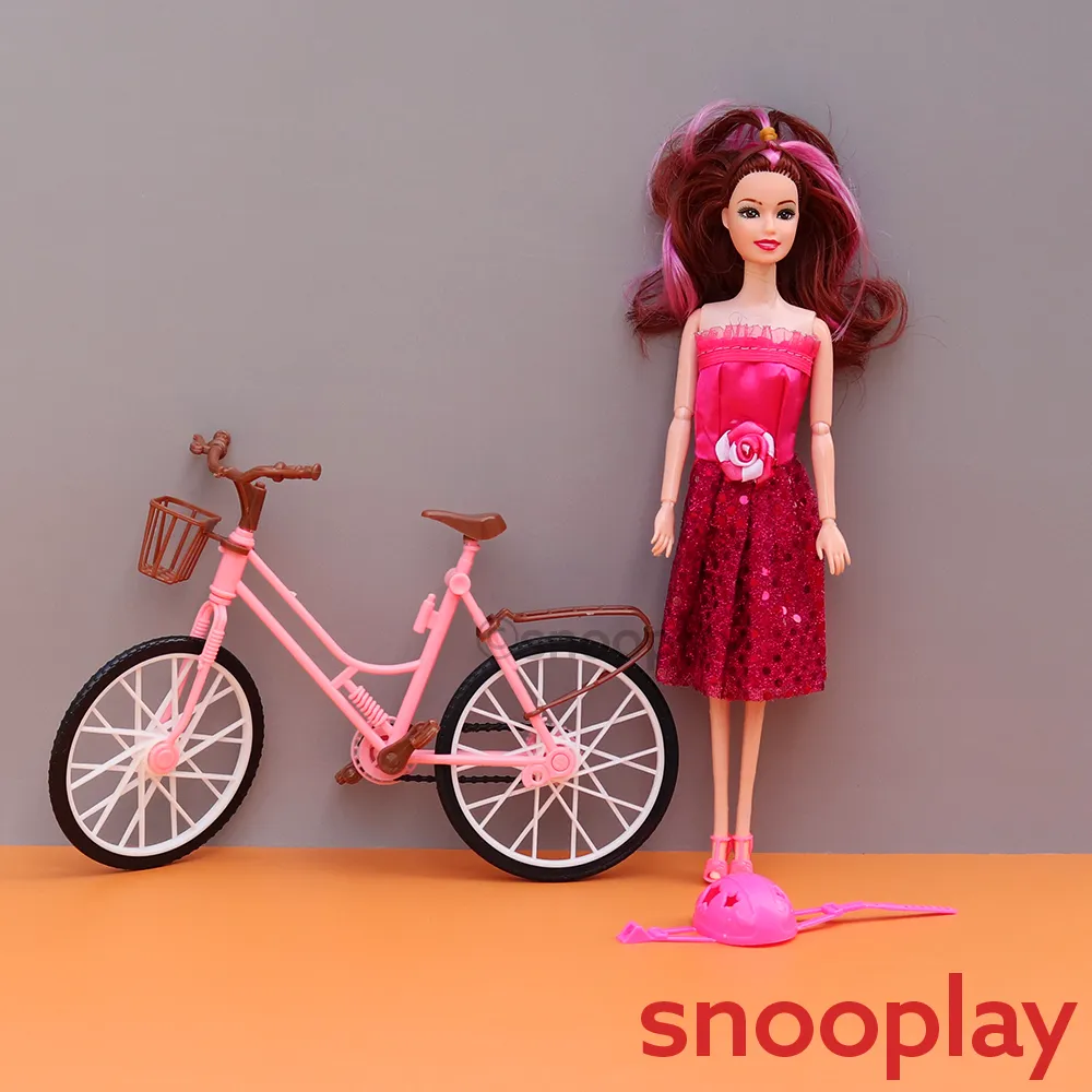 Girl doll with Glam cycle and Beauty accessories