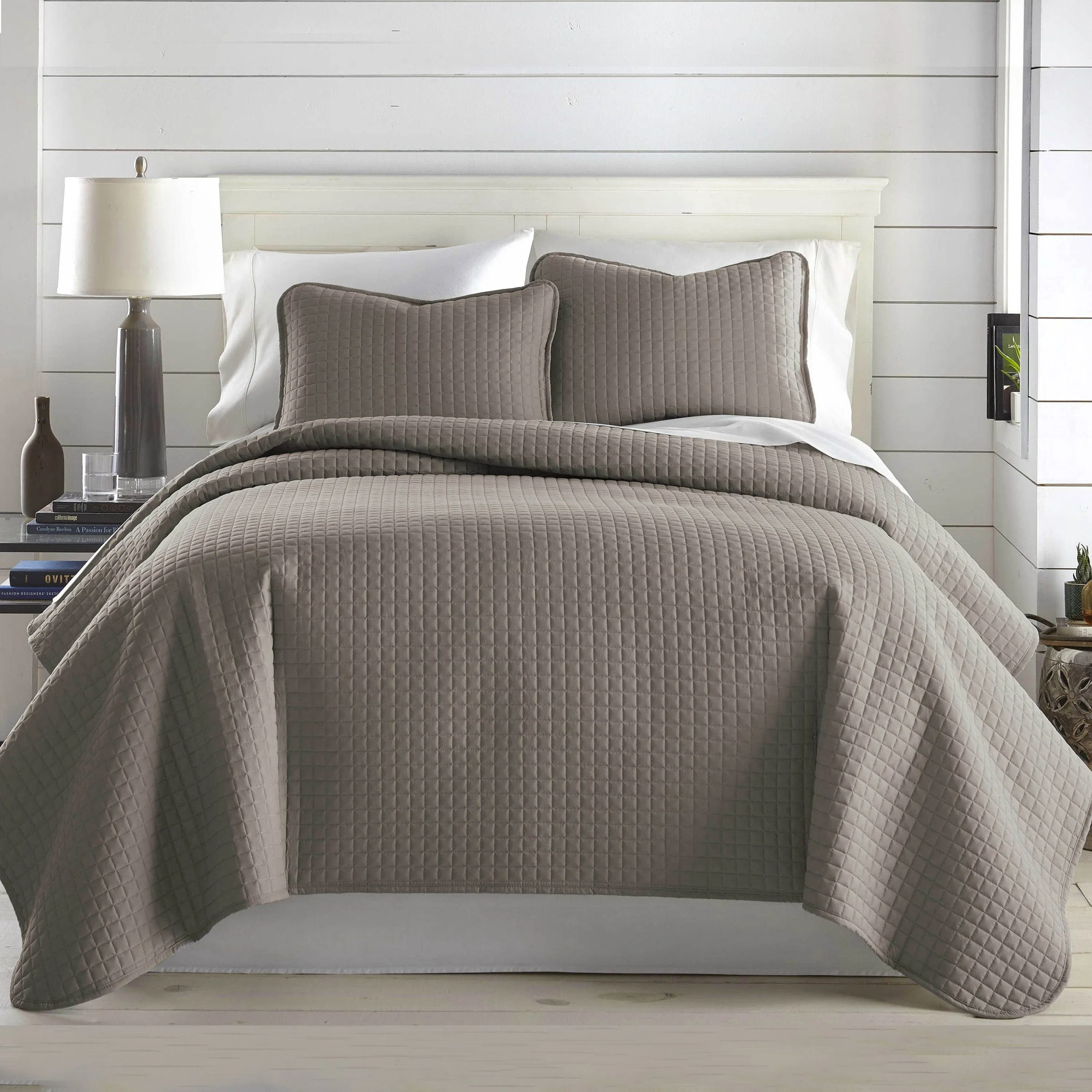 Vilano Oversized Quilt Set