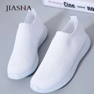 Women shoes 2020 new knitted slip on flat shoes woman tenis feminino casual mesh walking footwear sneakers women vulcanize shoes