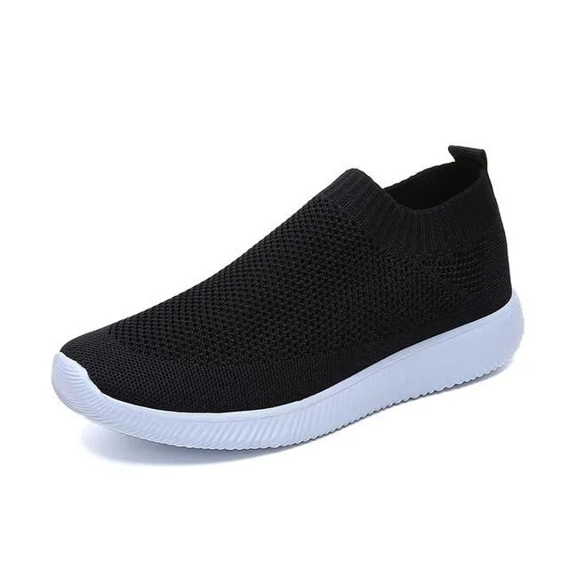 Women shoes 2020 new knitted slip on flat shoes woman tenis feminino casual mesh walking footwear sneakers women vulcanize shoes