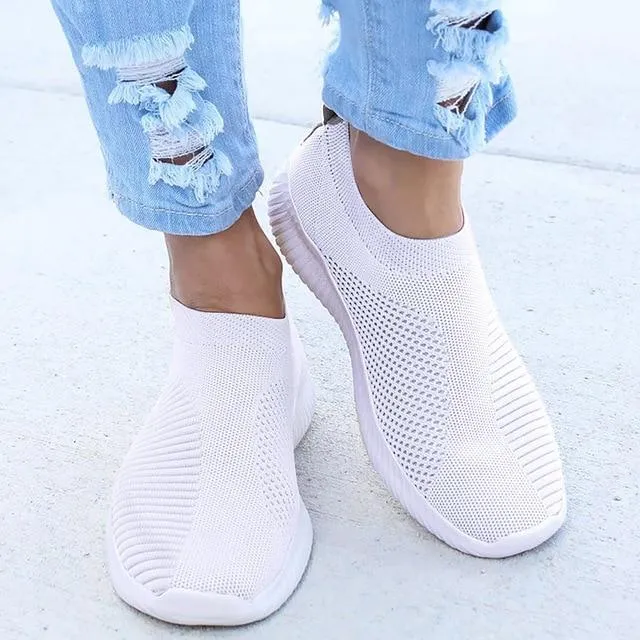 Women shoes 2020 new knitted slip on flat shoes woman tenis feminino casual mesh walking footwear sneakers women vulcanize shoes